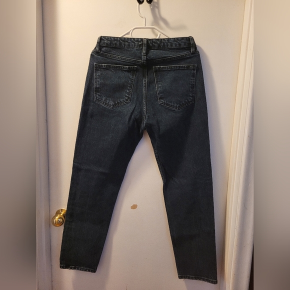 ZARA High Wasted Dark Wash Mom Jeans - Picture 2 of 5